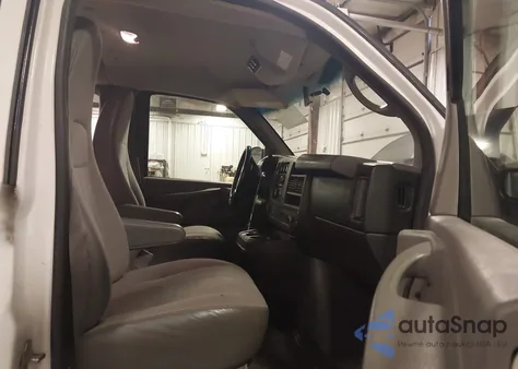 2013 GMC Savana 3500 Ls из США, поврежденный, VIN 1GJZ7ZFG3D1157591